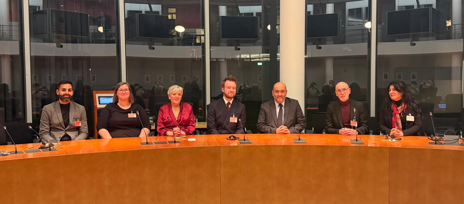 {{brizy_dc_image_alt imageSrc=